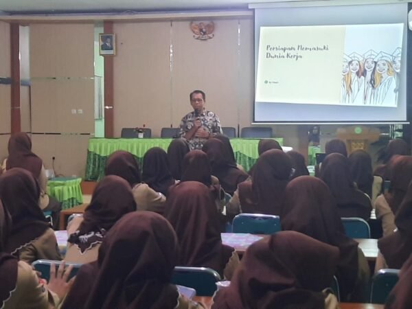 MAN 1 Gunungkidul Terima Sosialisasi BLK Wonosari, Bekali Murid Kelas XII Siap Kerja